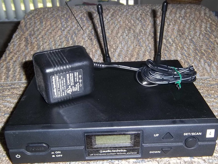 Audio-Technica ATW-R2100 Wireless Mic Receiver